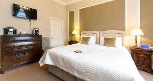 The Old Bank Town House