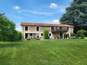 Gites at Le Tilleul - Le Pommier & Le Cerisier - Saint-Adjutory