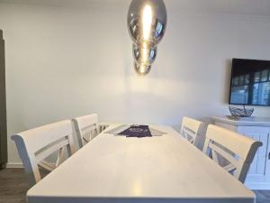 Dünenpark Binz - Komfortplus Ferienwohnung mit 1 Schlafzimmer und Balkon im Obergeschoss 204