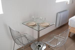 Appartements Studio equipe avec parking gratuit : photos des chambres