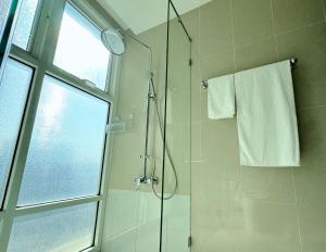 The Prime 11 Sukhumvit 11 2BR near BTS Nana