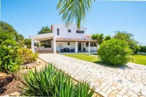 Patroves Ranch - private pool & sea views - Vale da Ursa