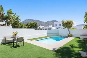 17 Mullet Close - Westlake