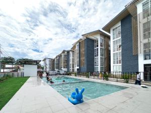Condo with FREE Use of Pool and FREE Parking in Lapu Lapu City Cebu