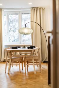 Stylish Stay by Vyšehrad Apartment