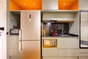 Easy Star - Studio com varanda em Moema. - NS01I