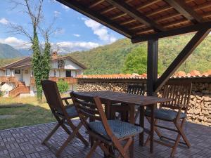 Ciginj old stone house