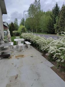 Minikoti, kalustettu huone 1-2 henkilölle