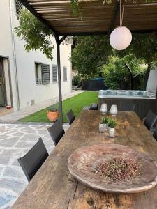 Villa - Casco Antiguo de Girona - Piscina y Jardín