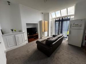 Double-Bedroom in the Heart of Salford Manchester GCSW1 Perfect for Short Stays