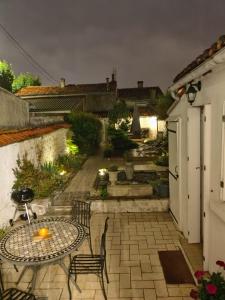 Villas Villa des Thermes, St Jean d'Angely : photos des chambres