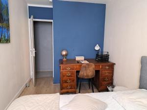 Chambre spacieuse nimes quartier populaire