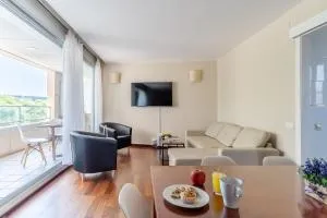 AB Diagonal Sant Adrià de Besòs - 圣阿德里安-德贝索斯