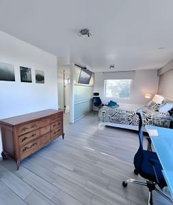 Espacioso y luminoso Depto