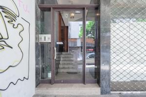 super central-metro Acropolis