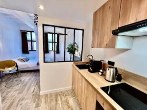 Le Spa Corneille - Jacuzzi, Sauna & Parking par Rouen Atypique