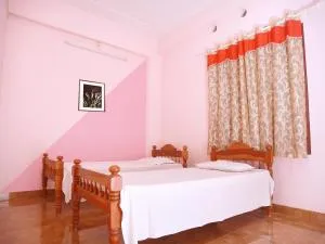 Royal Residency Apartment - Manimala