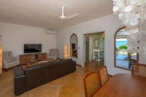 Villa La HOULE- beachfront,private pool,3 bedrooms