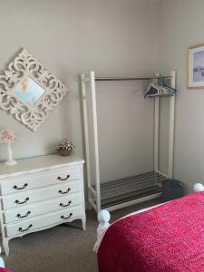 Appartements Brittany Countryside Retreat 3 Bedrooms Sleeps 6 Pet Friendly Heated Swimming Pool Free Wifi : photos des chambres