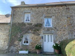 Appartements Brittany Countryside Retreat 3 Bedrooms Sleeps 6 Pet Friendly Heated Swimming Pool Free Wifi : photos des chambres