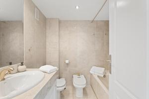 Unmatched Location, Breathtaking Views, Garage