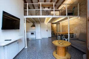 Barcelona Classic Plaza Real Apartments