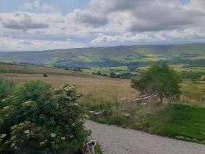 Country cottage with panoramic views