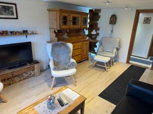 Enzian 4 Zi Ferienwohnung in Landhaus