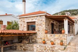 Beachfront Stone House - Samos Seaview Retreat