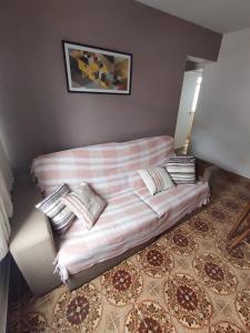 Apartamento a 150 metros da Praia dos Anjos