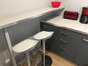 Appartements Apartment Villeurbanne : photos des chambres