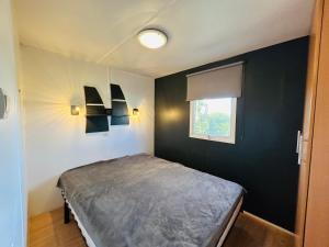 Villas Charmant Mobile-home 6 personnes sur terrain prive a Guidel-Plages - ROZVEN : photos des chambres
