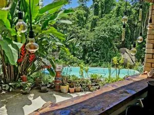 Gruta do Pavão - 塔里图巴