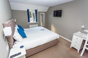 Large Double or Twin Room room in The Thatch Inn