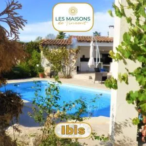 Ibis - villa avec piscine, jardin et parking - Arles