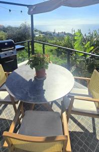 Isas Pier View House