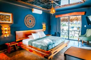 Mi Cielo Boutique Studios