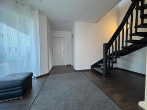 Modern House Gehrden auf 2 Etagen, Nice Garten, Barbecue, Contactless Check-in, free parking