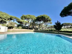 Vilamoura Sun Bright With Pool by Homing