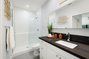 Sunset Sands Modern Home And Pool Exclusively Month Plus