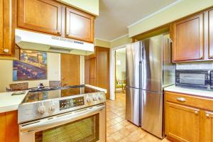 2 Mi to U of A Centrally Located Home with Patio!