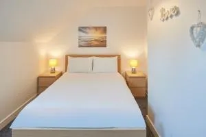 Sea Breeze Apt 12 in Skinningrove - Carlin How