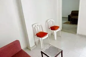 LA Siesta - Anoukoua-Kouté