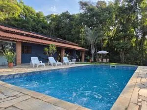Casa de Campo em Ibiuna em meio à natureza - Socamirim