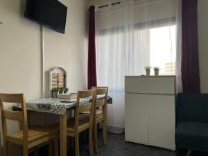 two-room apartment center