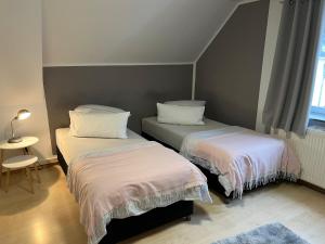 Geräumige Ferienwohnung in direkter Nähe zum Rhein