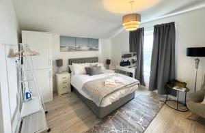 Executive Studio Apartment in the heart of Barry, Flat 1