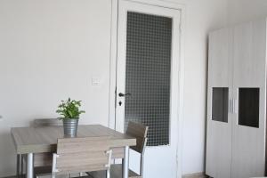 SE141 Comodo bilocale fronte mare