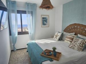 NEVERENDING SEAVIEW APARTMENTS, Achacay, Los Cristianos, Tenerife