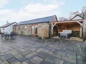 Yr Ysgubor - Tal-y-Cafn